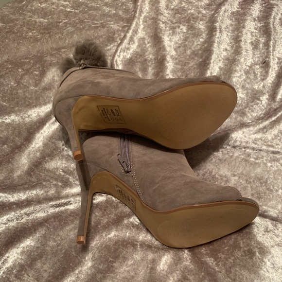 Open Toe Bootie Boots - Picture 14 of 16